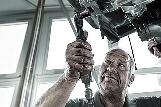 Los vasos tipo Impaktor han sido desarrollados por Wera especialmente para trabajos con atornilladoras de impacto, y también son adecuados para ser utilizados con máquinas extremamente fuertes.